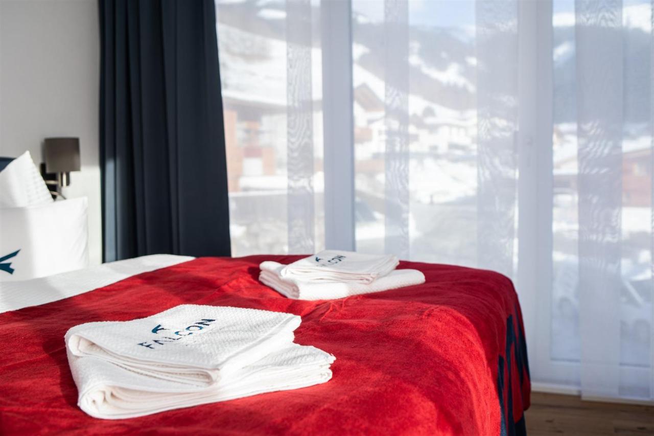 Falcon Suites Zell Am See - Summercard Included Exterior photo